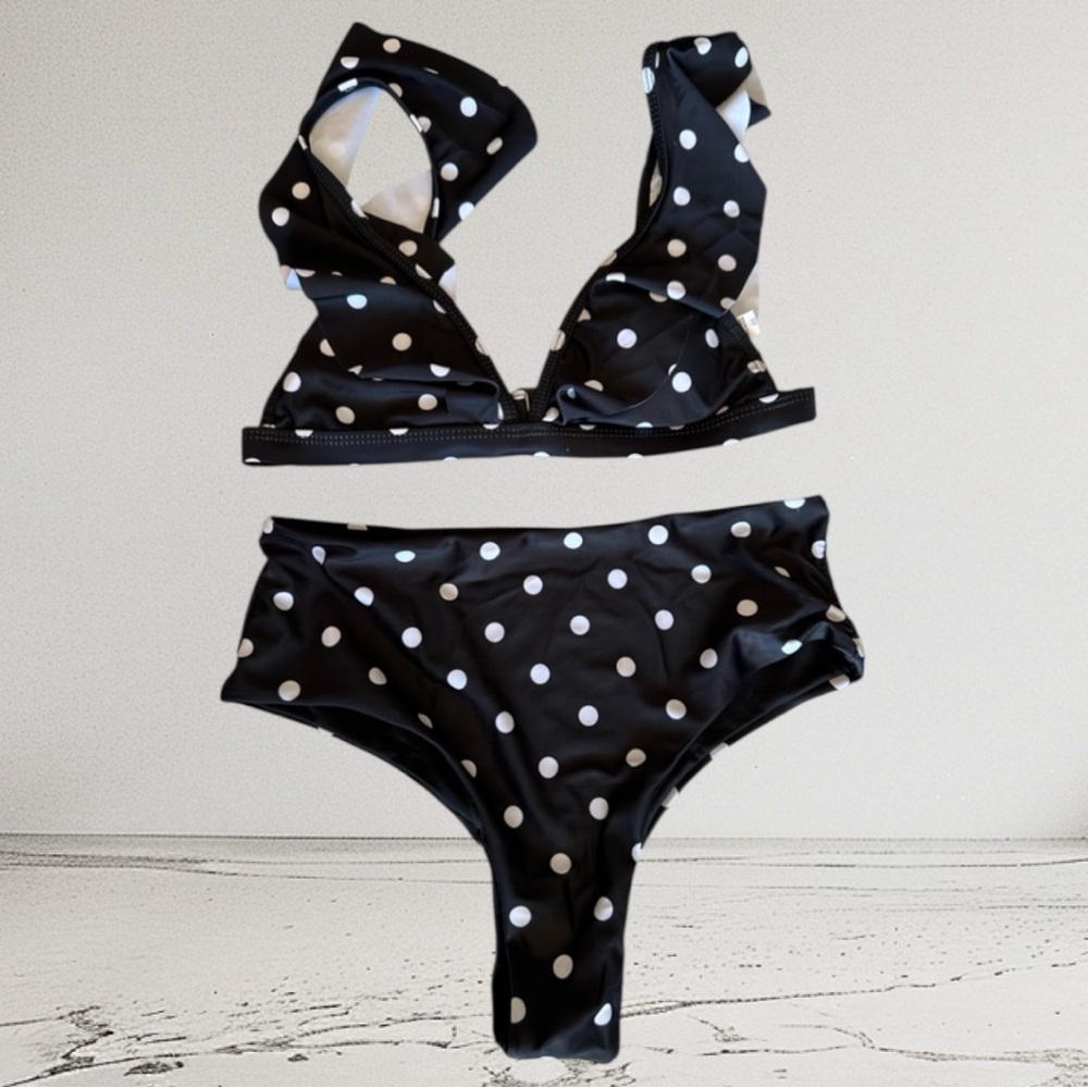 NWOT black & white Polkadot Bikini with ruffle straps